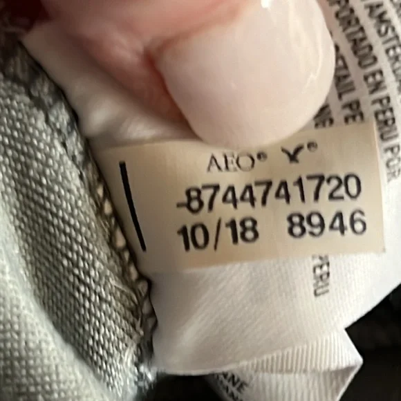 American Eagle Spa Blue Velour Cropped Pullover Hoodie Size Small - Picture 10 of 11